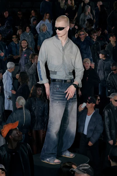 Look 31